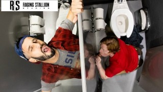 Muscled Hunk Takes A Big Cock To The Ass At Glory Hole - Raging Stalli...